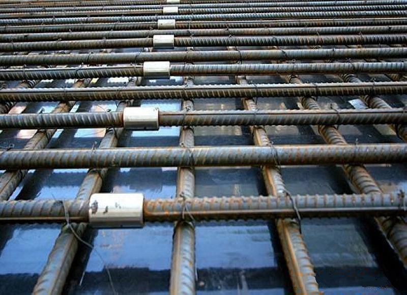 灵武为什么建楼房时，要在钢筋上加一排小圆环？原来作用这么大